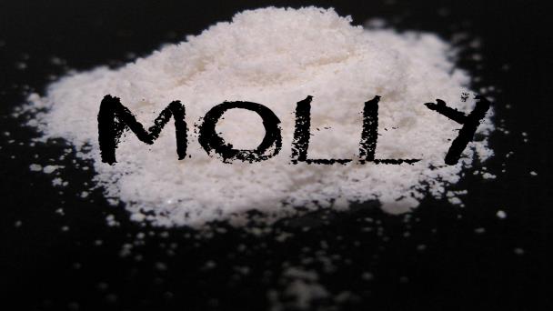 Molly, nueva droga que se cobra la vida de los jóvenes - Diario Libre