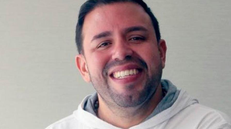 Molusco dona sueldo de película “La vida de los reyes” a fundación vía Bolívar Valera