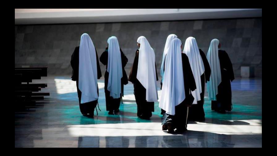 Iglesia católica investiga a dos monjas en Sicilia por quedar embarazadas