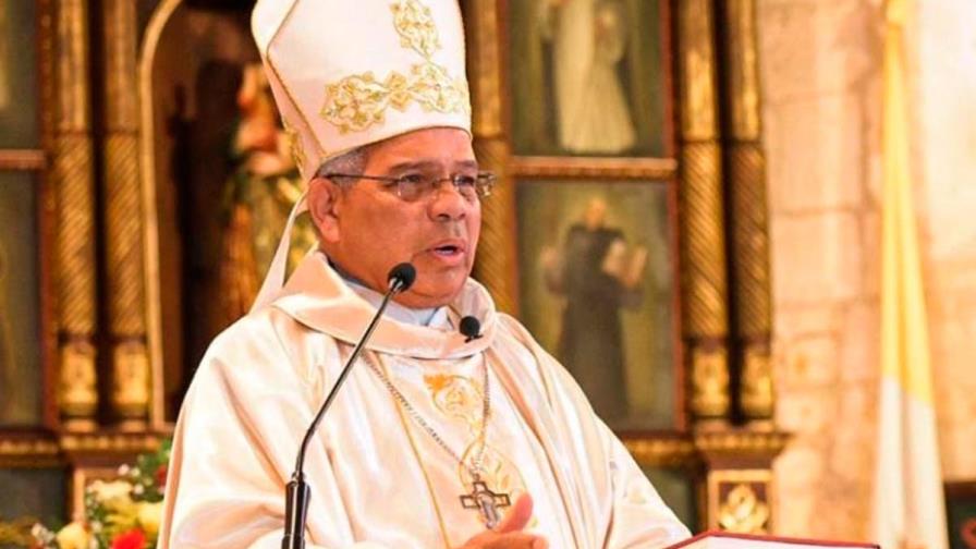 Francisco Ozoria pide mantener distanciamiento y compartir de forma íntima esta Navidad Francisco Ozoria pide mantener distanciamiento y compartir de forma íntima esta Navidad
