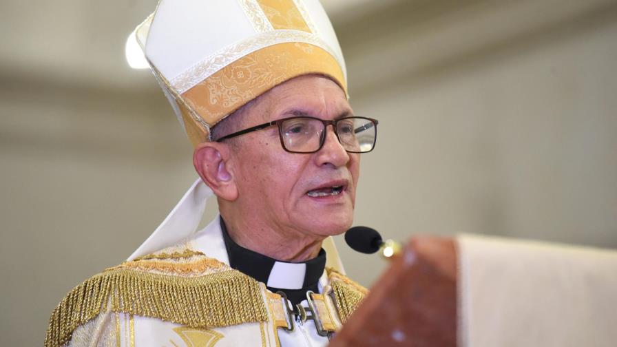 Obispo auxiliar emérito de Santiago califica como una pandemia hechos violentos