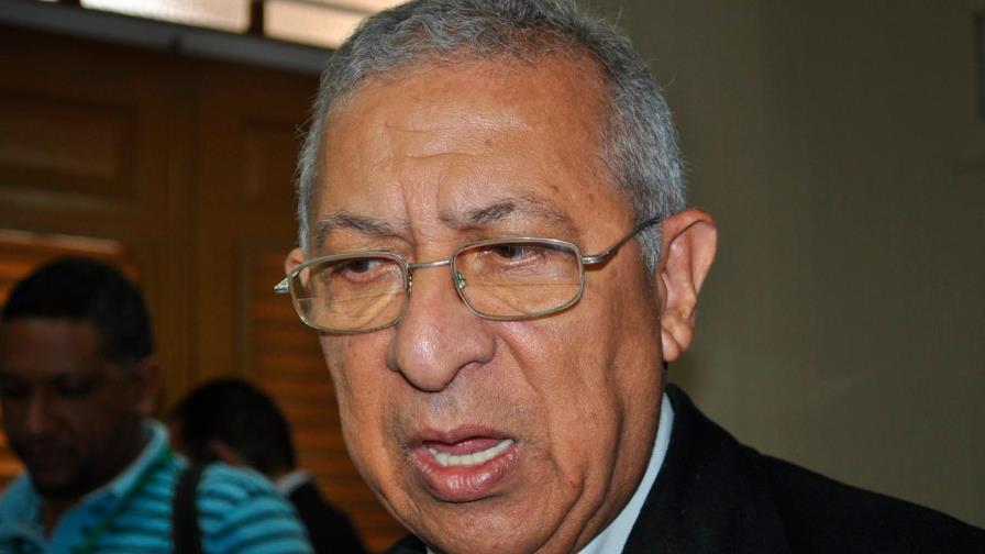 Monseñor de la Rosa y Carpio dice que el papa “jamás” ha dicho que apoya la unión civil entre homosexuales