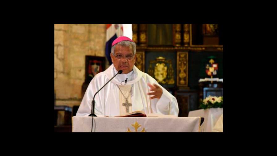 Monseñor Francisco Ozoria: “La situación que estamos viviendo nos invita a la oración”