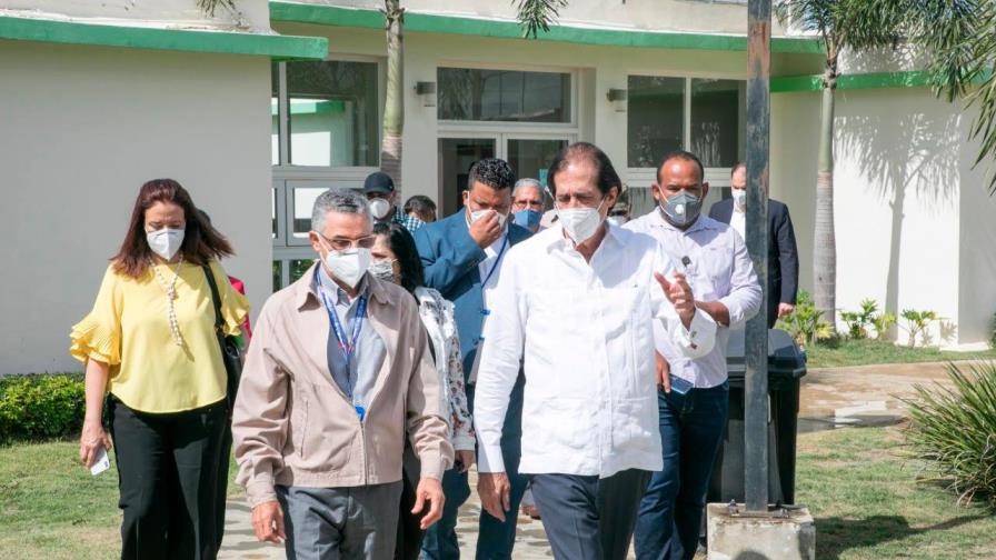 Ministro Montalvo presenta proyecto Ciudad Juan Bosch al alcalde Manuel Jiménez