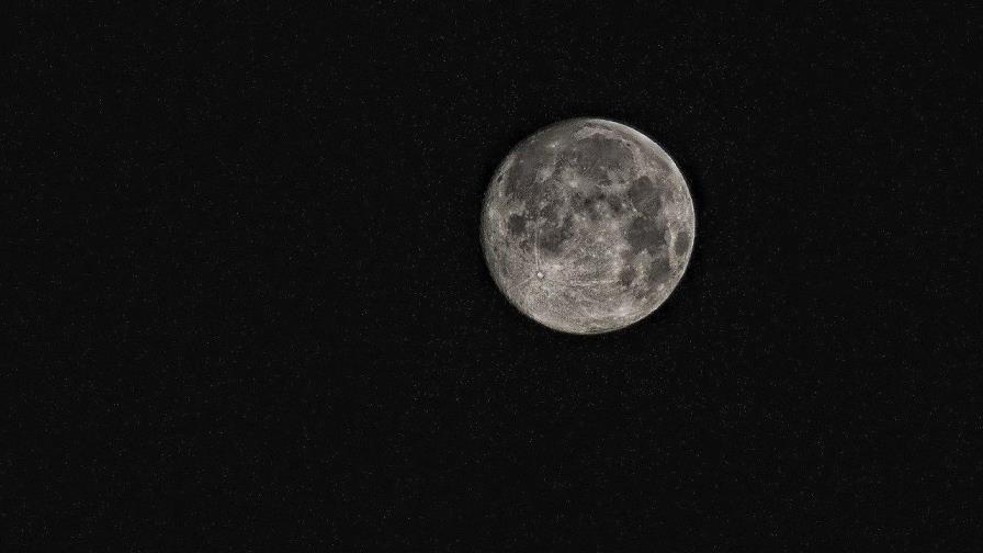 Rusia no permitirá la privatización de la Luna, según director de Roscosmos