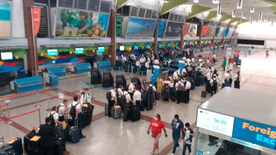 Misioneros mormones abandonan el país