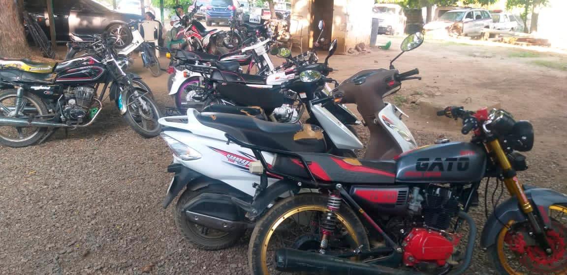 Retienen decenas de motocicletas transitaban de manera irregular en Esperanza
