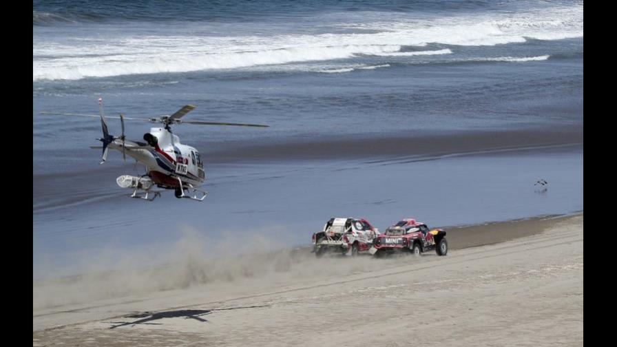 Al-Attiyah se enfila a la victoria en Dakar Al-Attiyah se enfila a la victoria en Dakar