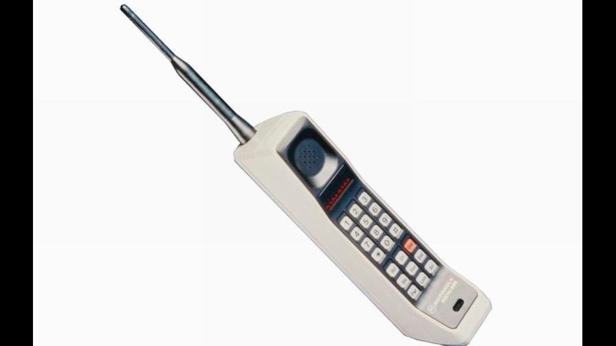 Los 75 años del teléfono celular y otros seis clics tecnológicos