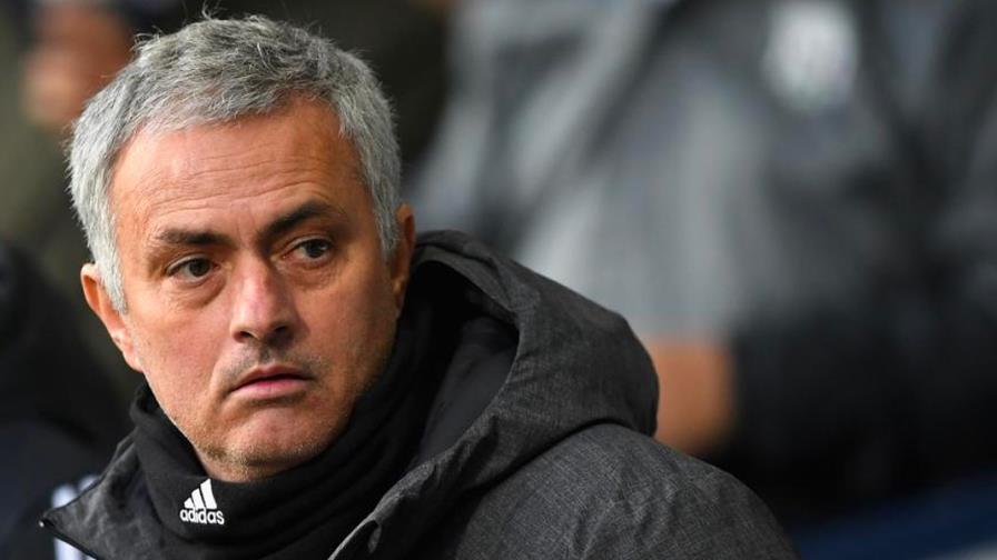 El Manchester despide a Mourinho tras desplome del equipo El Manchester despide a Mourinho tras desplome del equipo