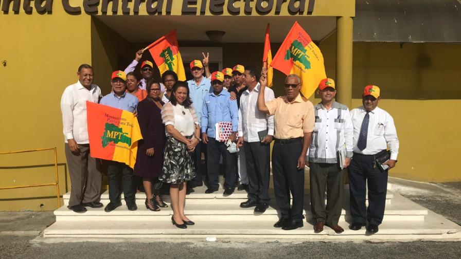 MPT deposita ante la JCE el expediente para su reconocimiento