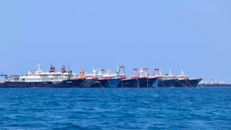 Filipinas exige retirada de flotilla china