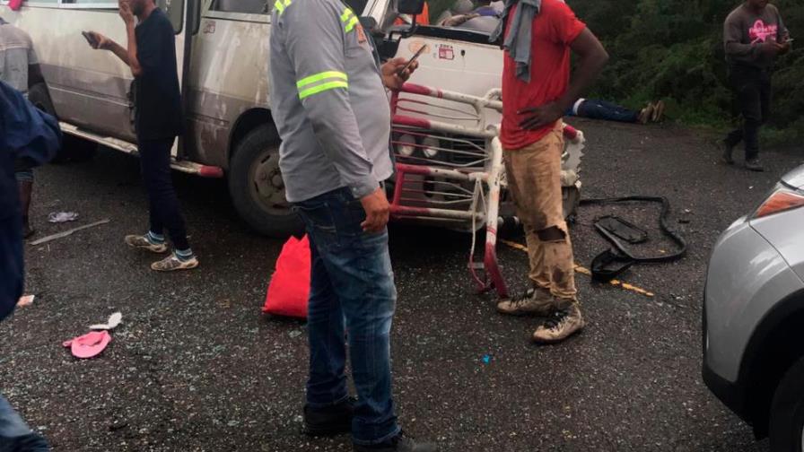 Accidente en carretera Montecristi-Dajabón deja dos muertos y varios heridos