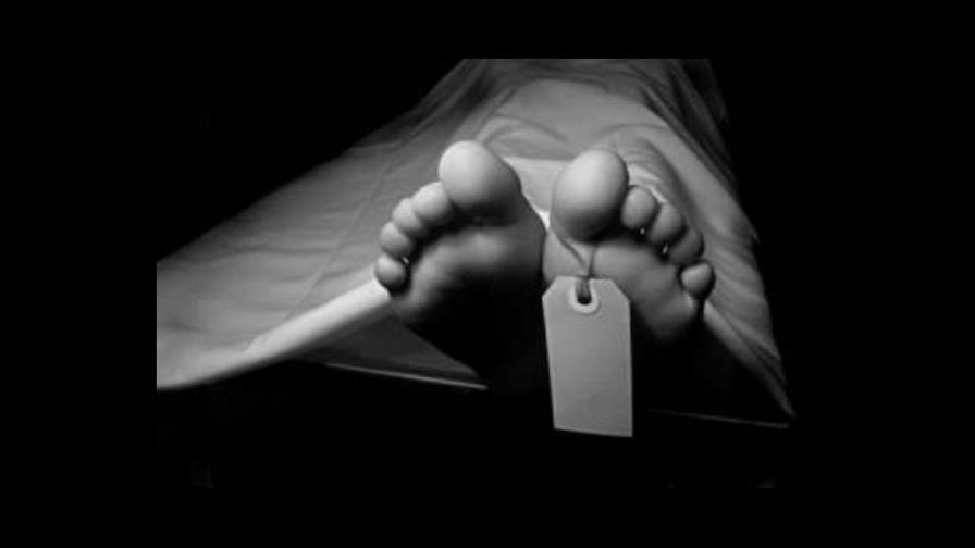 Hombre se electrocuta con cable de alta tensión en Monte Plata