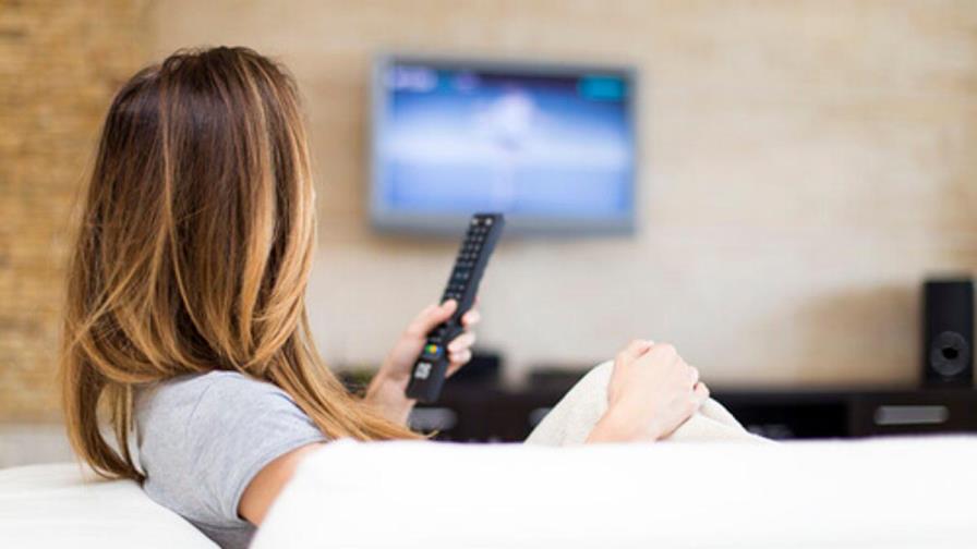 Las mujeres ven más TV según Nielsen Las mujeres ven más TV según Nielsen