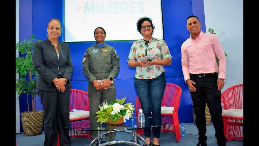 BIJRD realiza conversatorio “Mujeres que rompen barreras”