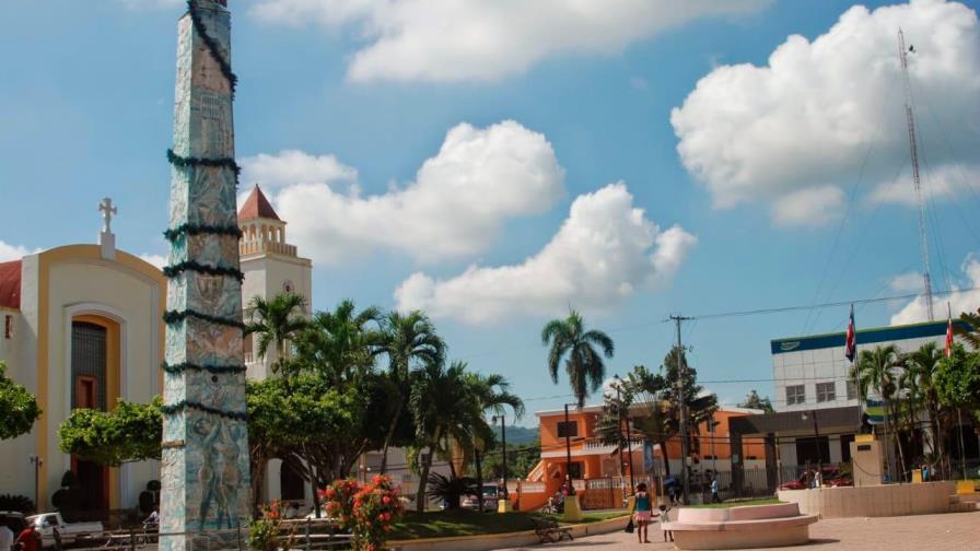 Cerrarán negocios en Cotuí a las 2:00 de la tarde; los domingos no podrán abrir Cerrarán negocios en Cotuí a las 2:00 de la tarde; los domingos no podrán abrir