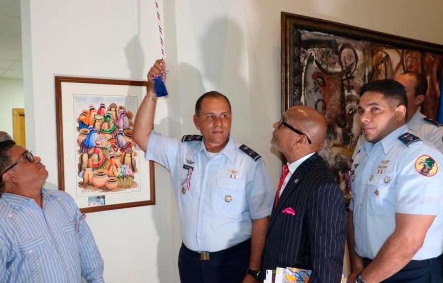 Fuerza Aérea devela mural en honor al pintor Cándido Bidó