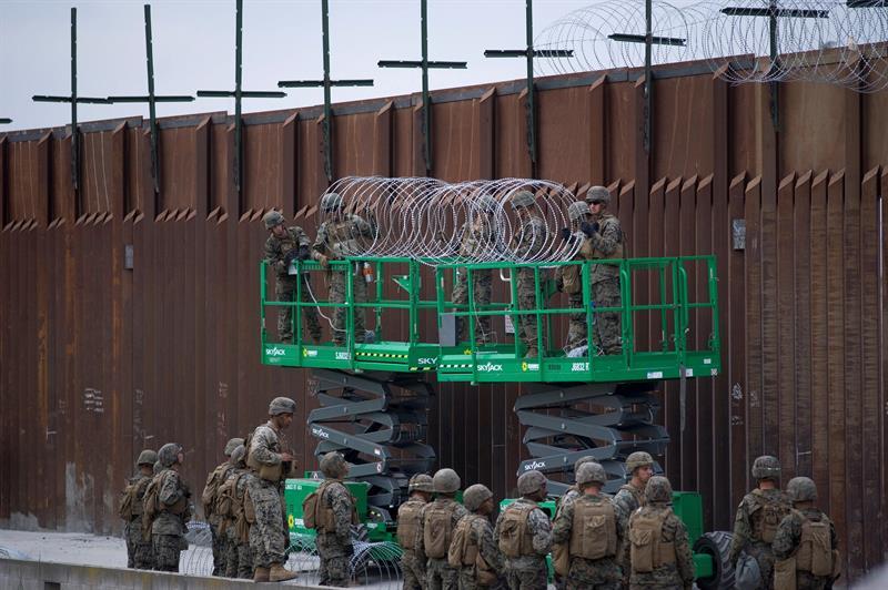 Donald Trump vuelve a amenazar con cerrar frontera con México y enviar más militares