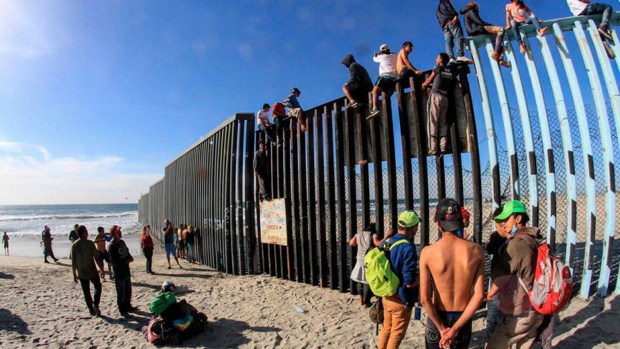 ¿De qué hablarán Trump y López Obrador para no hablar del muro?