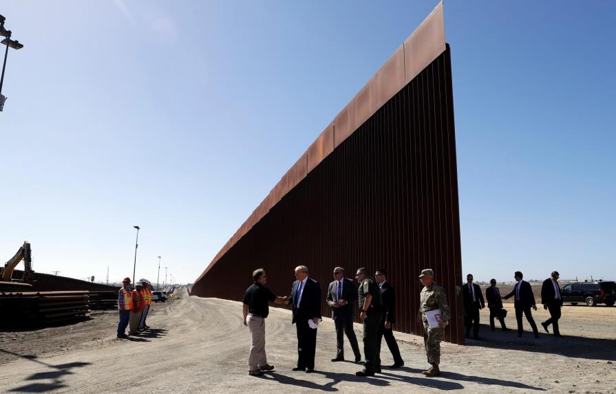 El muro de Trump cumple tres años lejos de concretarse en el año electoral