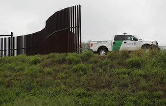 EEUU otorga segunda licitación para muro fronterizo en Texas