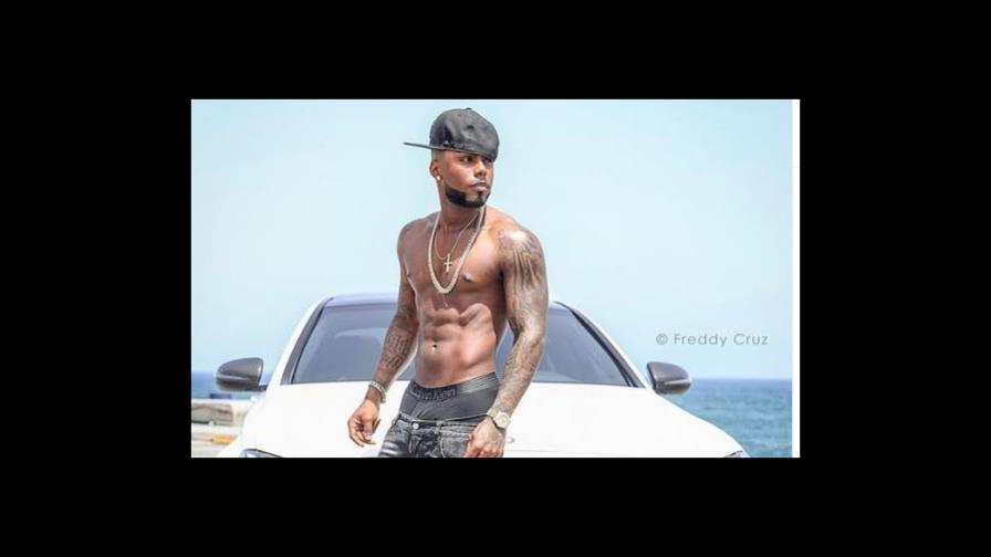 Mánager de Musicólogo aclara que no fue detenido; fue a la fiscalía a solidarizarse con Shelow Shaq