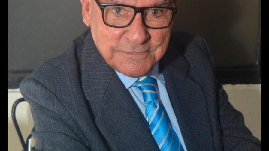 El maestro de la locución Napoleón Beras anuncia taller