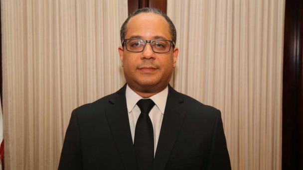SCJ designa juez especial para conocer proceso contra diputados de la Operación Falcón
Napoleón Estévez como se encargará de procesar a Nelson Marmolejo Gil, Faustina Guerrero Cabrera y Héctor Darío Féliz Féliz,