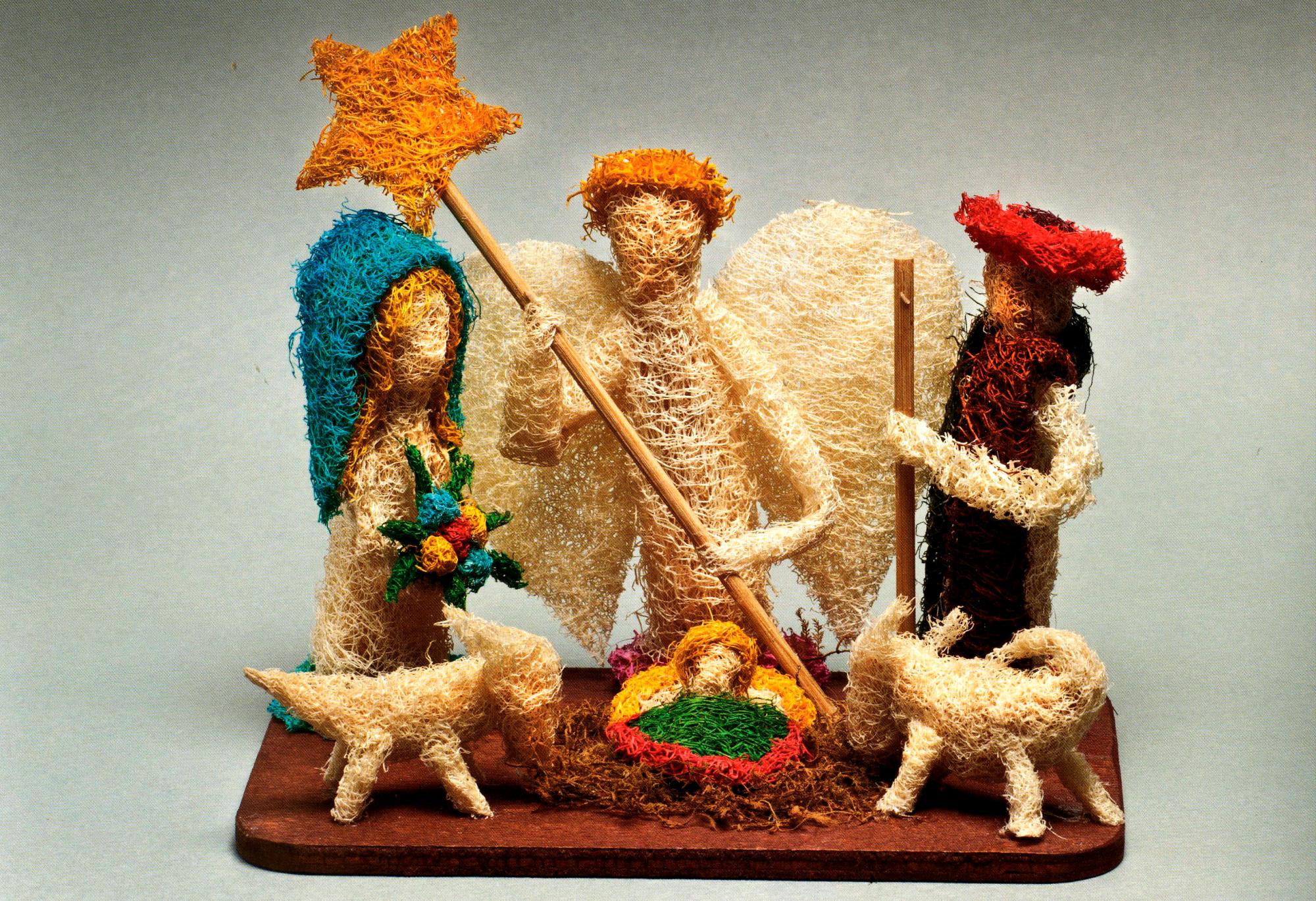 Nacimiento realizado con esponja vegetal (musú), realizado por Odilia Almonte y que mereció el perimero lugar de la Feria Artesanal del Ministerio de Cultura en el 2005. 