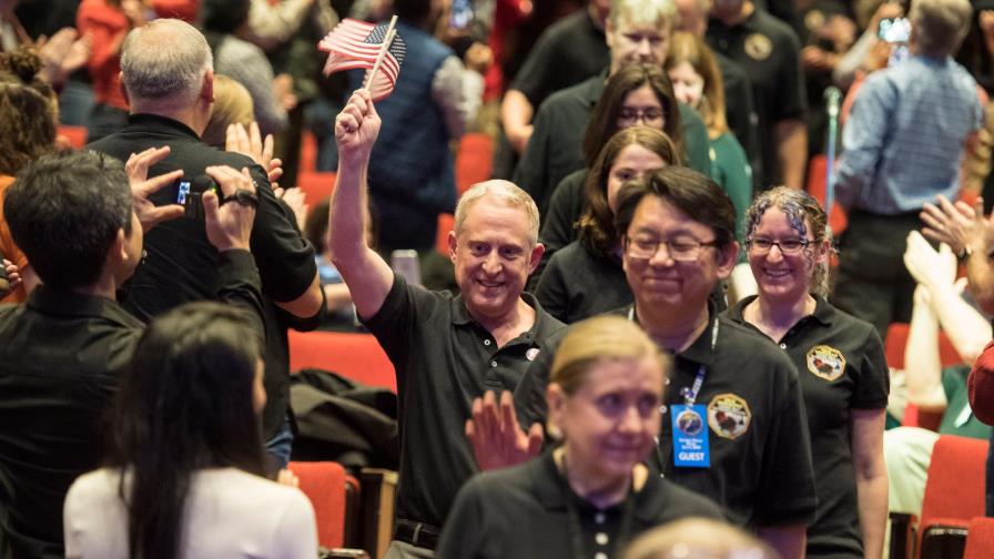 La NASA celebra el año nuevo con un histórico sobrevuelo