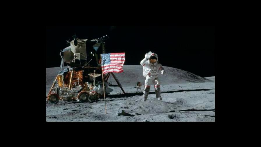 Dominicano conserva sobre histórico del Apolo 11 más de 50 años después  del viaje a la Luna