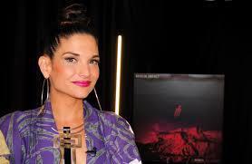 La cantautora Natalia Jiménez anima a romper con la violencia psicológica