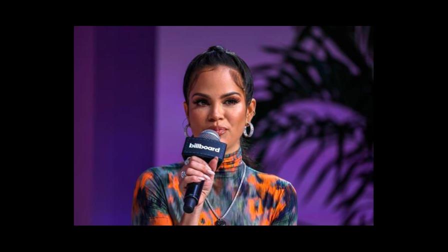 Natti Natasha: “En esta industria, y en general, cuando sales embarazada te hacen a un lado”