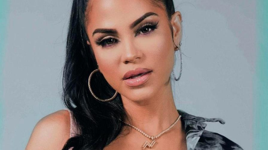 Natti Natasha extiende la mano a artistas femeninas con la serie “BRAVAS” Natti Natasha extiende la mano a artistas femeninas con la serie “BRAVAS”