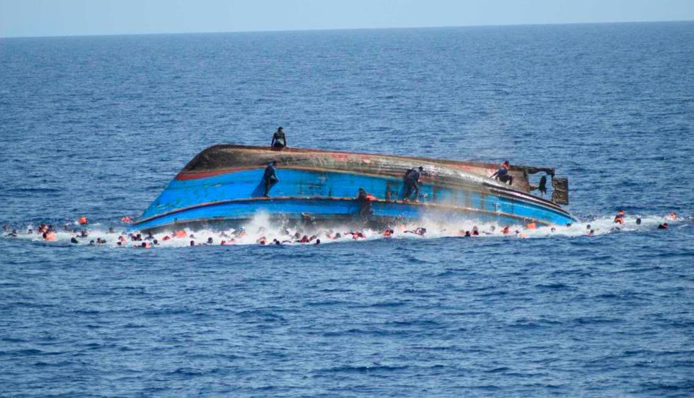 Libia: Naufraga barco con migrantes y habría 17 muertos