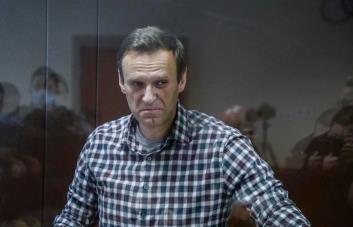 El opositor ruso Navalni, condenado a nueve años de cárcel de régimen estricto