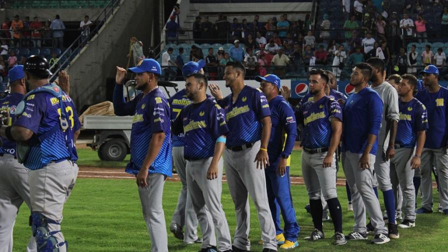 Navegantes aplastan a Bravos en el béisbol venezolano Navegantes aplastan a Bravos en el béisbol venezolano