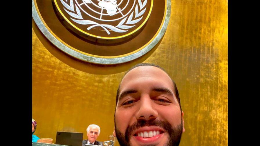 Nayib Bukele le responde a dominicano: “Soy de los Tigres del Licey” Nayib Bukele le responde a dominicano: “Soy de los Tigres del Licey”