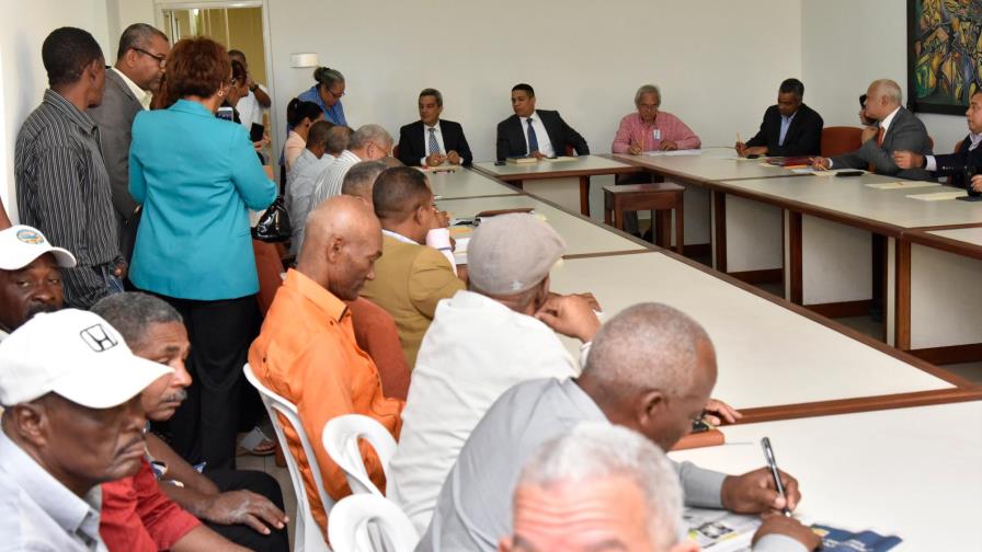 CNS: no se puede condicionar aumento salarial a reclasificación CNS: no se puede condicionar aumento salarial a reclasificación