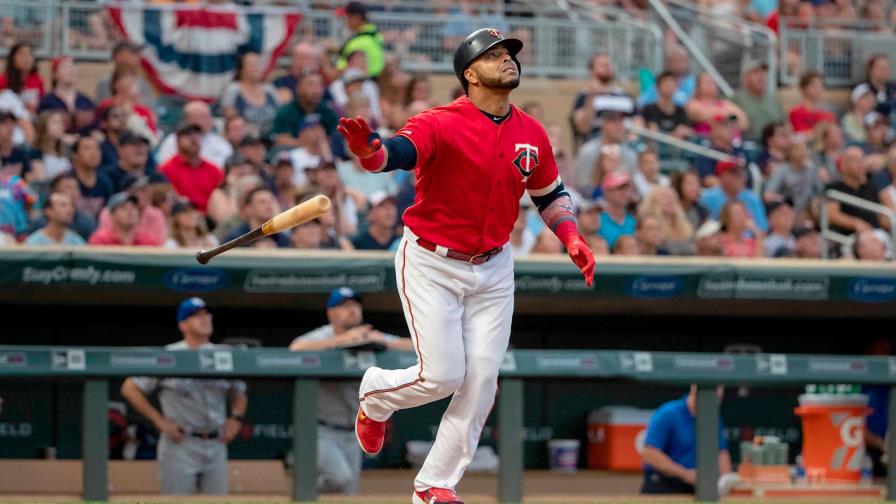 Cabrera, Donaldson y Polanco se bajan del avión para RD Cabrera, Donaldson y Polanco se bajan del avión para RD
