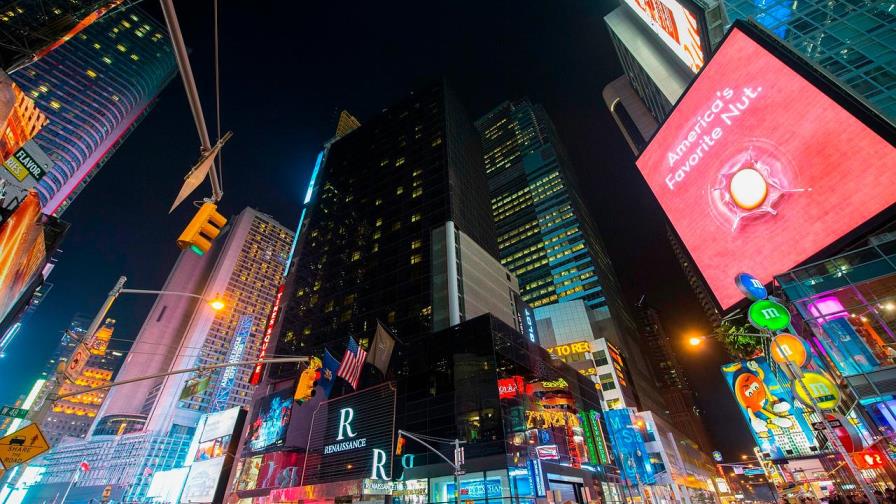 Nueva York, la ciudad que nunca duerme, apaga sus luces por el coronavirus