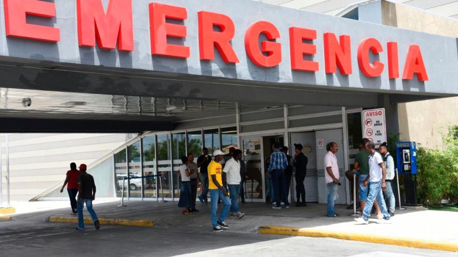 Suben a seis los muertos por incendio de planta de gas en Santiago 