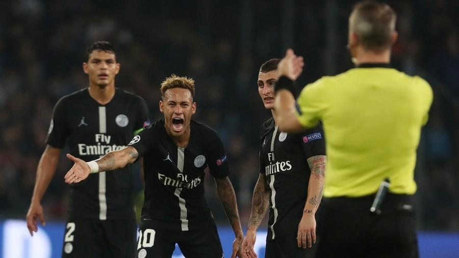 Neymar, sancionado tres partidos por “insultar” a los árbitros