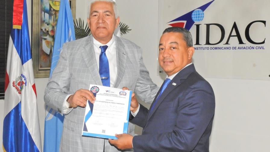 El IDAC certifica empresas de servicios y asistencia en tierra a las aeronaves El IDAC certifica empresas de servicios y asistencia en tierra a las aeronaves