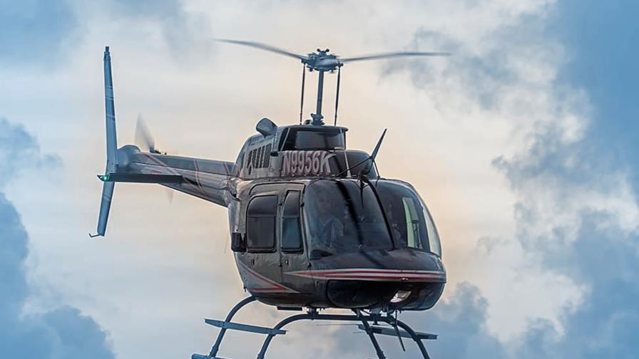 Helicóptero FARD rescata sobreviviente aeronave accidentada en Puerto Plata