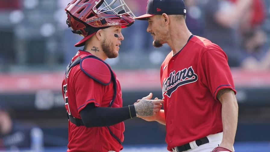 Los Indios sin catcher titular; Roberto Pérez, a lista de lesiones con fractura de dedo