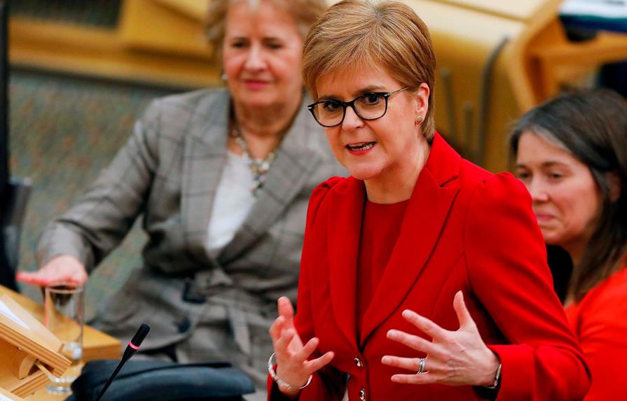 Escocia redobla su pulso con el Gobierno británico al solicitar un referéndum