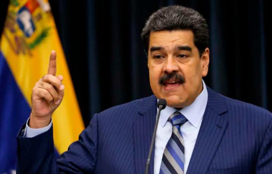 Maduro pide buscar a alumnos que dejaron la educación en 19 meses de pandemia