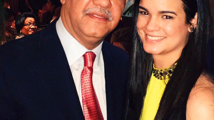 Hija de Leonel reacciona ante el discurso de Danilo Medina Hija de Leonel reacciona ante el discurso de Danilo Medina